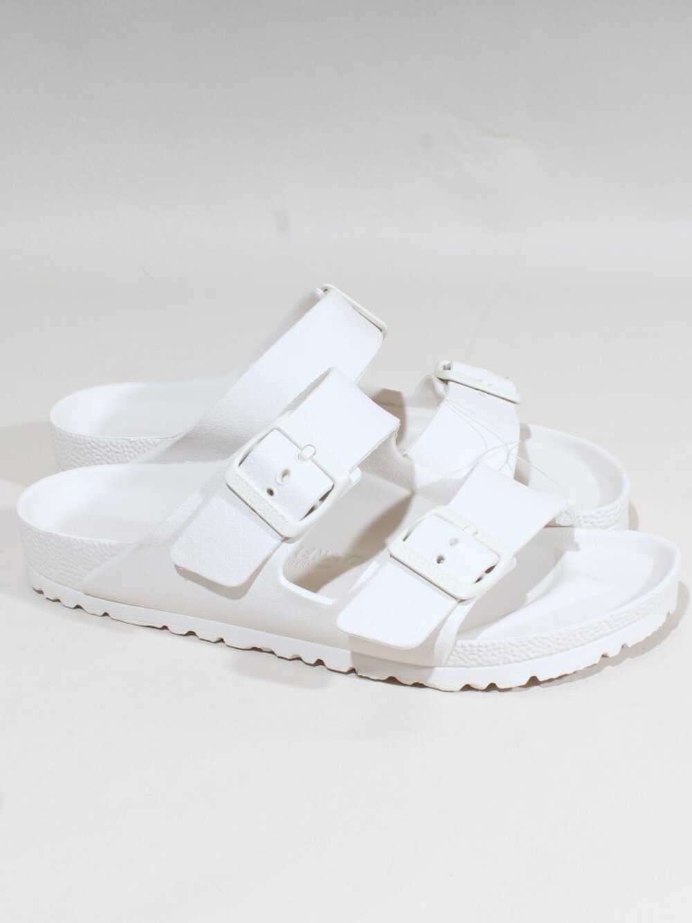 Women's Birkenstock 240 Sandals Size 37 US Size 6 White New